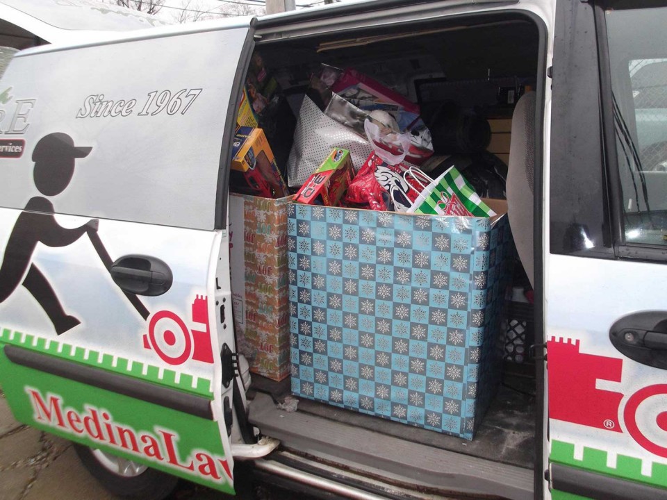 Medina Gives Back
